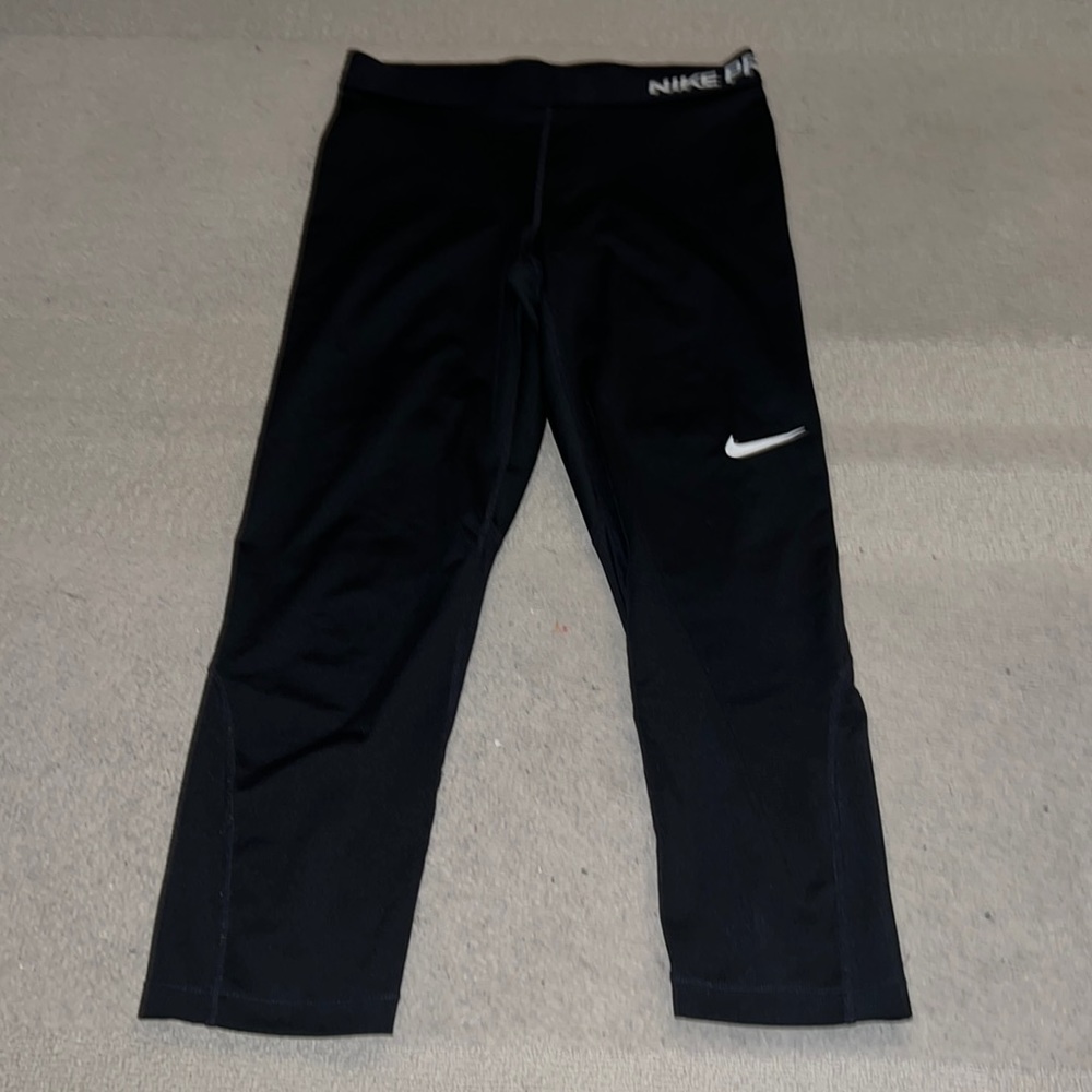 Nike Pro Capri Leggings